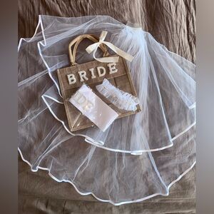 Bride Tote Bag with Veil and Accessories